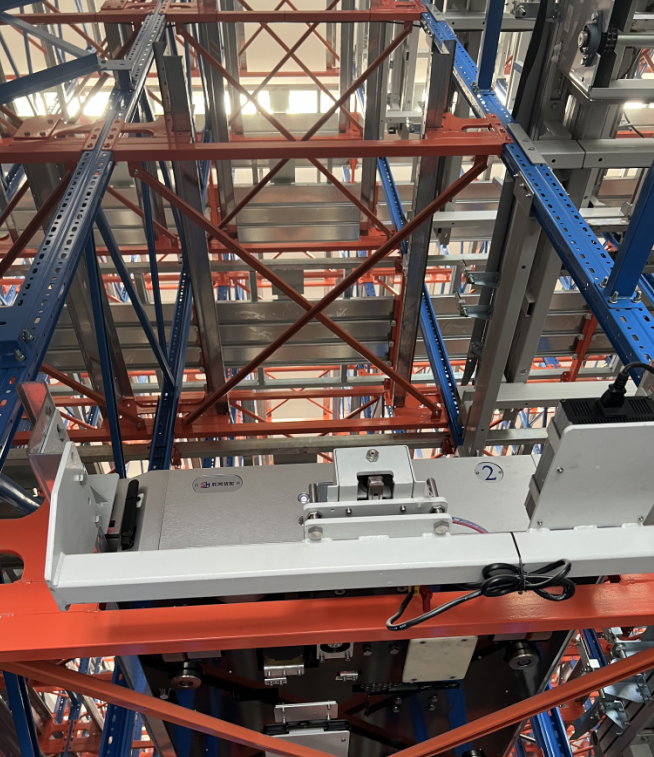 穿梭车货架 今年会jnh货架